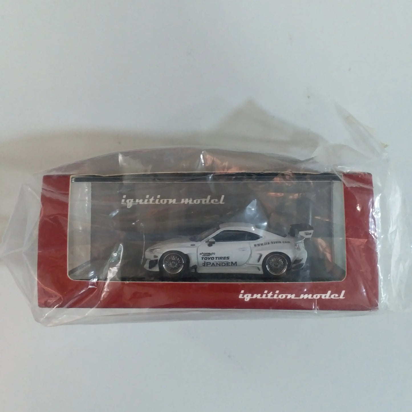 Ignition Model 1:64 Scale Pandem Toyota 86 V3 (White Metallic)
