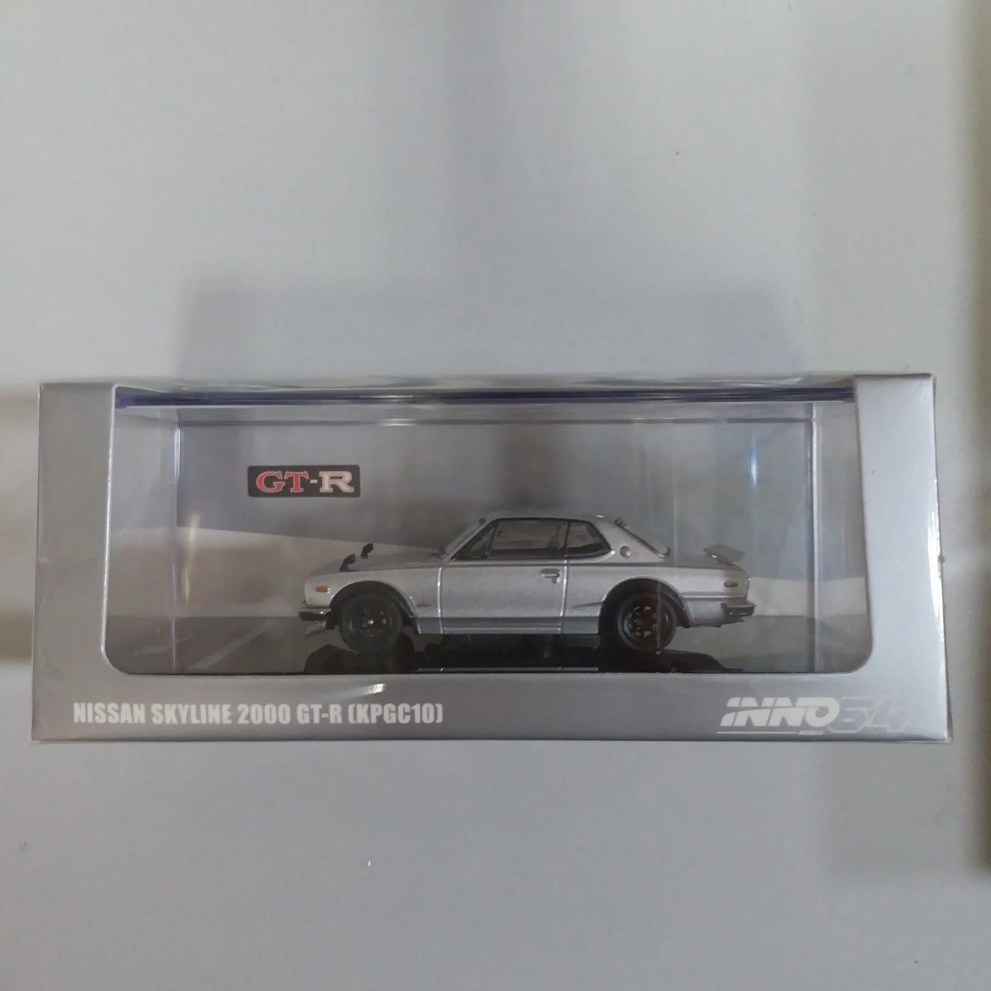 INNO64 1/64 NISSAN SKYLINE 2000 GT-R (KPGC10) Silver