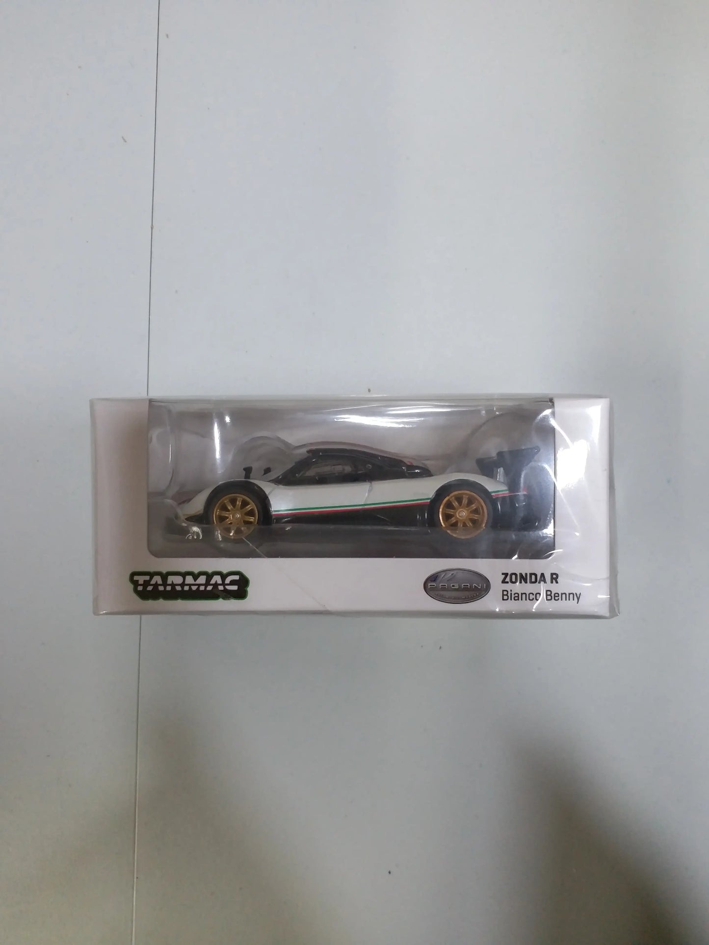 Tarmac Works 1:64 Scale Pagani Zonda R Bianco Benny
