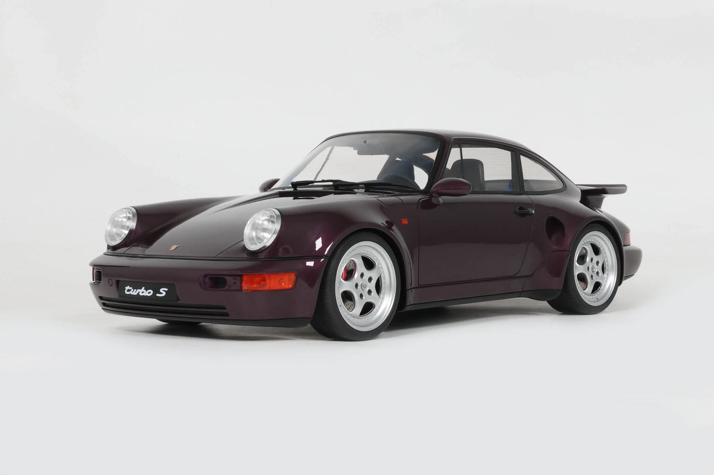 GT Spirit 1:12 Scale Porsche 911 (964) Turbo S Purple 1992