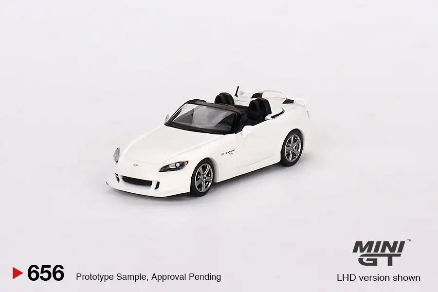 MINI GT #656 Honda S2000 (AP2) CR Grand Prix White