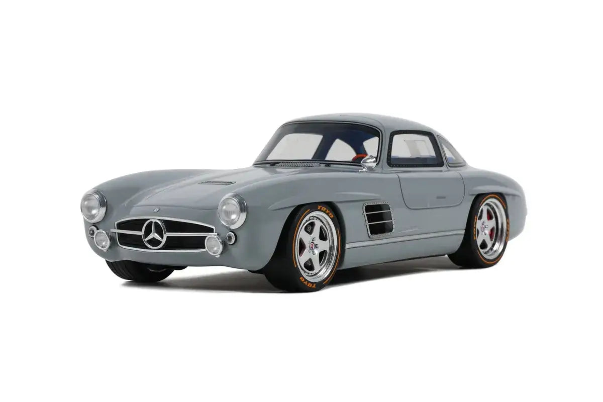 GT Spirit GT418 1:18 Scale S-Klub Mercedes Gullwing 2021 Nardo Gray
