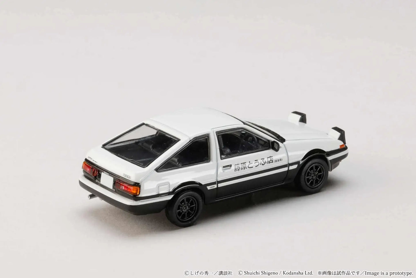 Hobby Japan 1:64 Toyota Sprinter Trueno AE86 rear view.