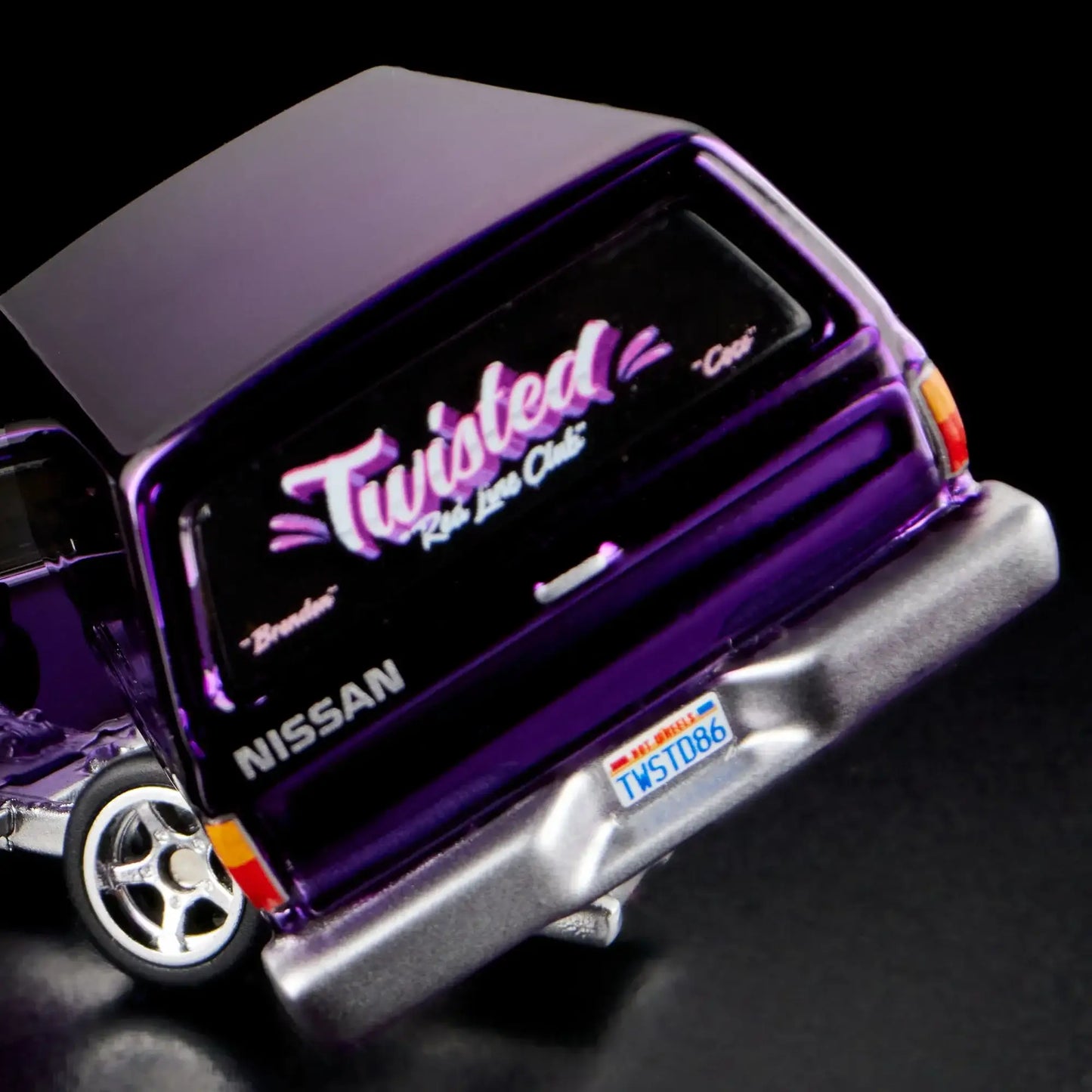 Hot Wheels RLC 2024 Nissan 720 King Cab 1986