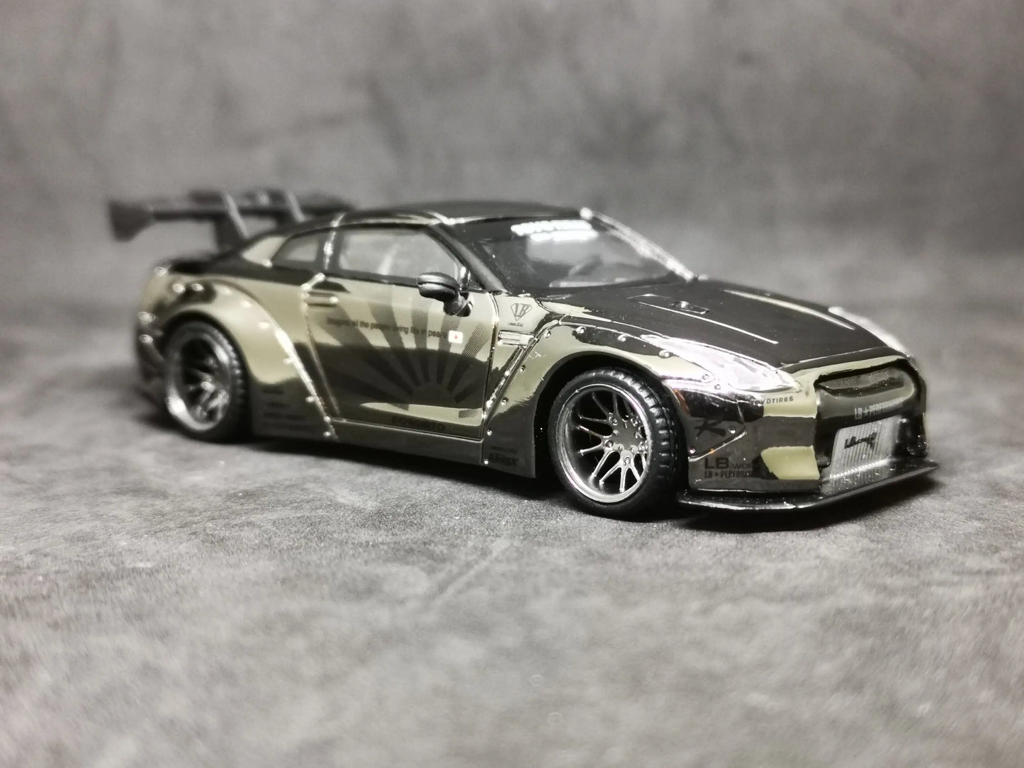 Mini GT No.84 LB Works Nissan GT-R Black Chrome
