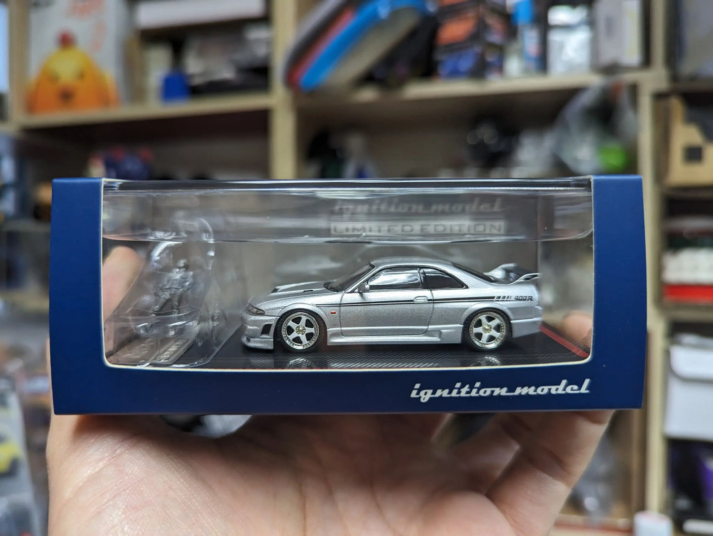 Ignition Model IG2501 1:64 Nissan R33 GT-R 400R (Silver)