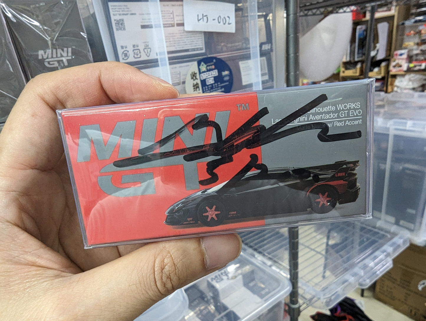 MINI GT MDX23 Exclusive #518 Lamborghini LB-Silhouette WORKS Aventador GT EVO Matte Black w/ Red