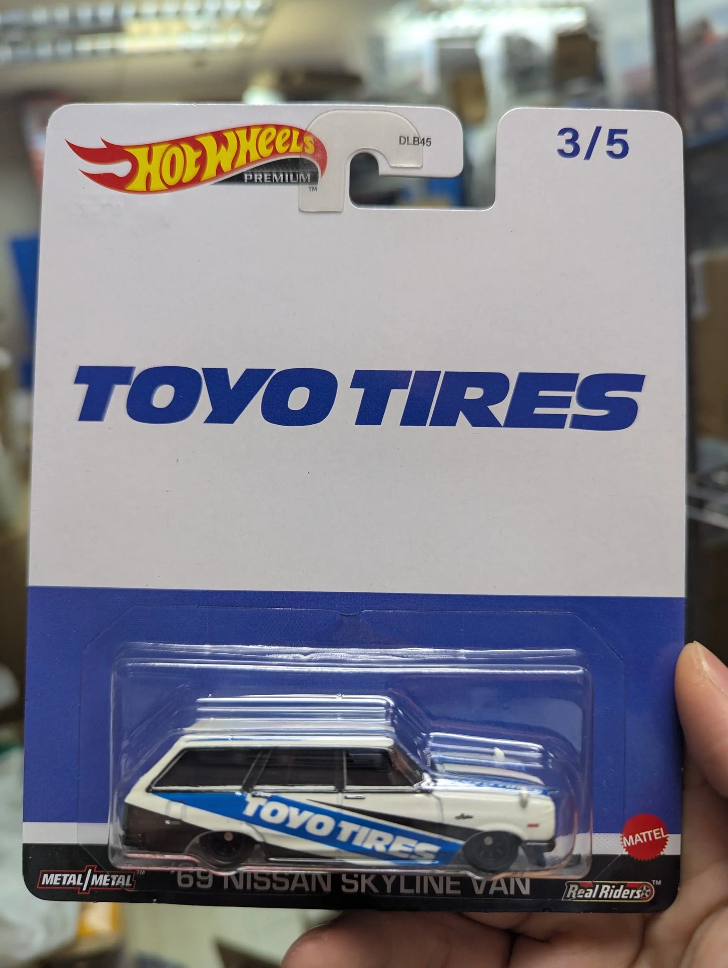 Hot Wheels 2023 Pop Culture 2023 V Case DLB45-954V '69 Nissan Skyline Van