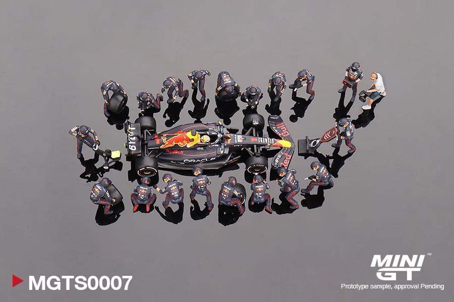 Mini GT MINI GT MGTS0007 Oracle Red Bull Racing RB18 #1 Max Verstappen 2022 Abu Dhabi GP Pit Crew Set - Limited Edition 5000 Sets