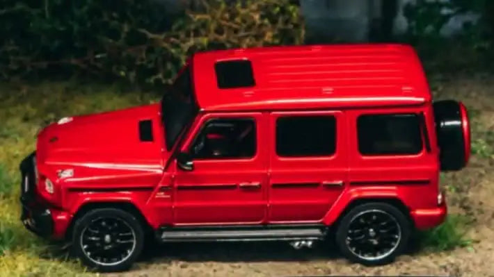 2024 Tarmac Works X Tawiwan 7-11 exclusive 1/64 Scale Mercedes-AMG GT3 & G63 Mercedes-AMG G63 Red Metallic