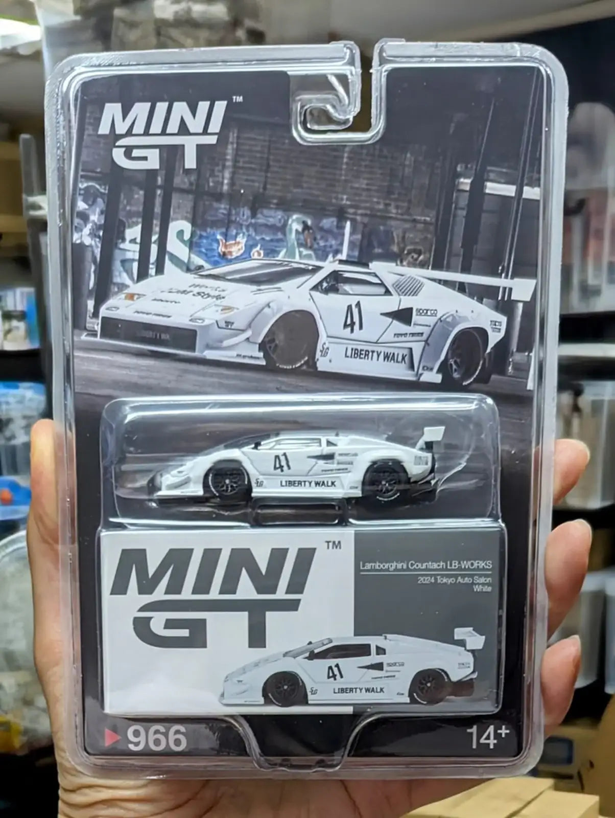 Mini GT MINI GT #966 Lamborghini Countach LB-WORKS White 2024 Tokyo Auto Salon