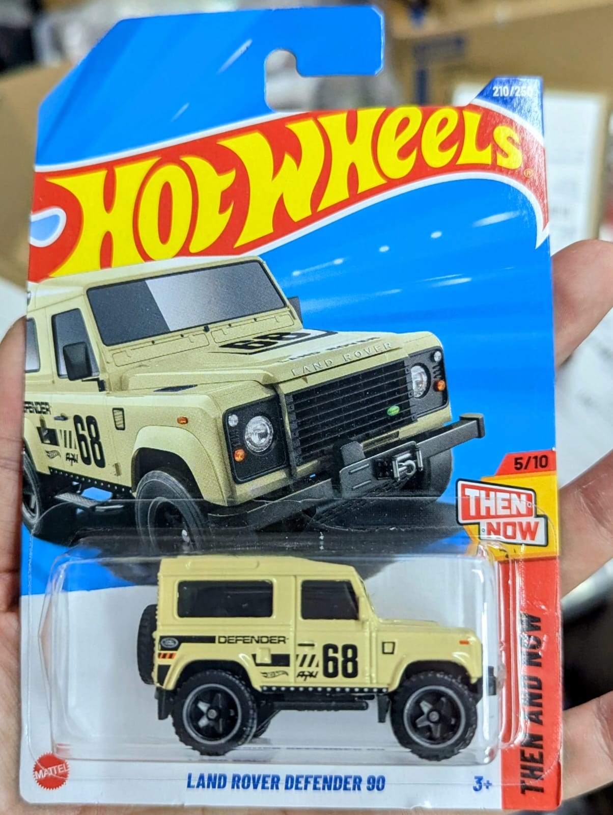 Hot Wheels 2025 Land Rover Defender 90