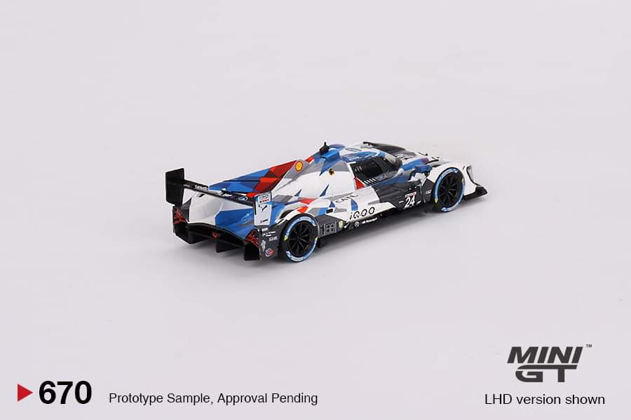 Mini GT #670 BMW M Hybrid V8 GTP #24 BMW M Team RLL 2023 IMSA Daytona 24 Hrs
