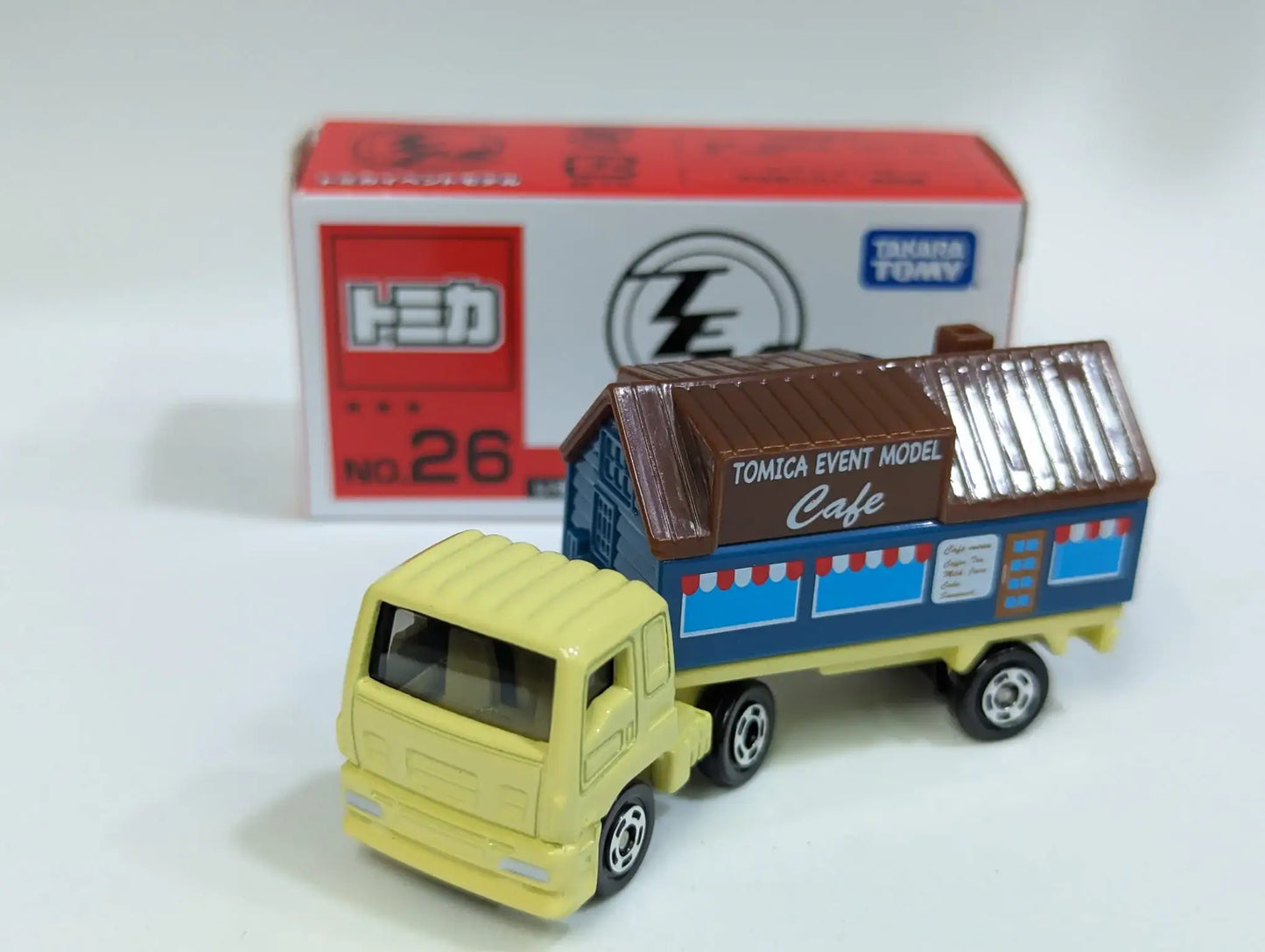 Takara Tomy Tomica Expo 2023 #26 Isuzu GIGA Trailer Cafe