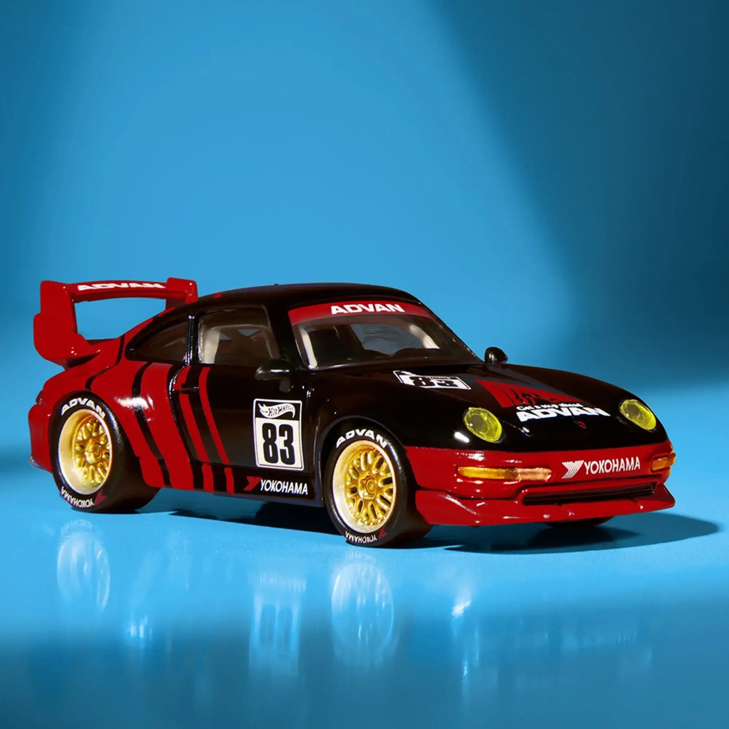 Hot Wheels HWC Elite64 Series Porsche 911 GT2 EVO 993 Advan