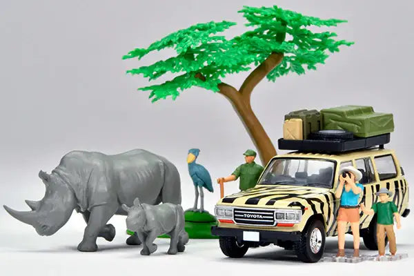 Takara Tomy Kaiyodo x Tomica Limited Vintage DioColle 64 #CarSnap 31a Safari 3 (Includes Toyota Land Cruiser 60)