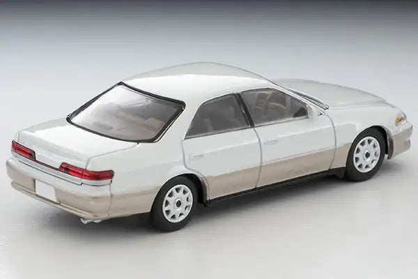 Tomica Limited Vintage Neo LV-N311c Toyota Mark II 2.5 Grande 1998 model (white/gold)