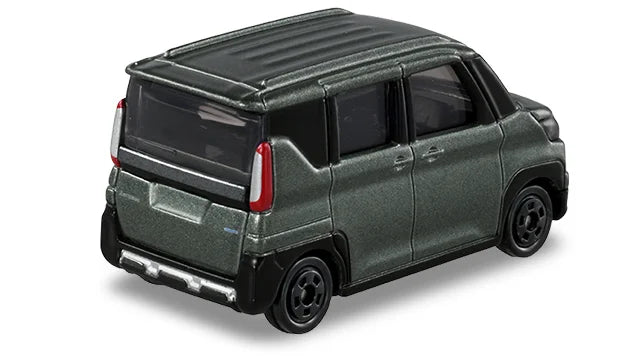 Tomica #24 Mitsubishi Delica Mini