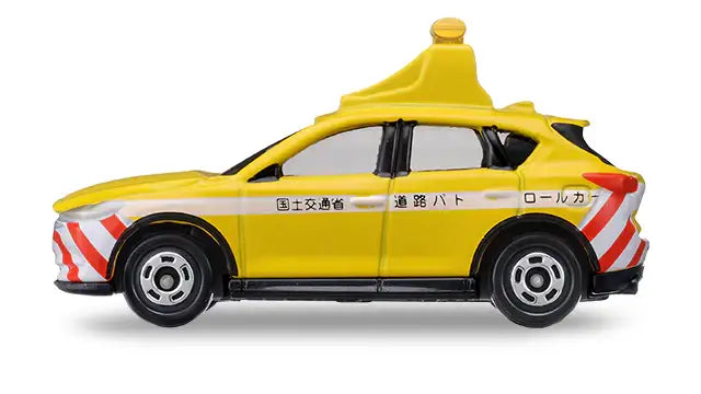 Tomica #93 Mazda CX-5 road patrol car