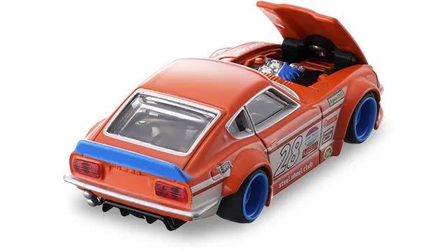 Tomica Custom Works Nissan Fairlady Z S30 Orange opening bonnet and engine detail