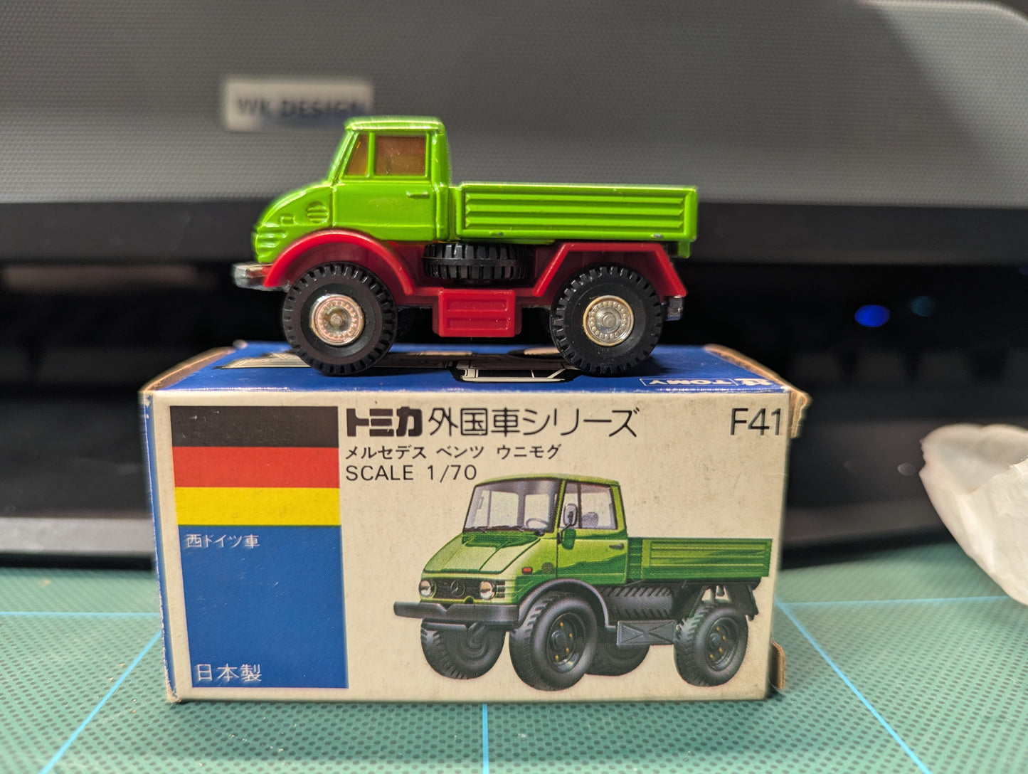 Tomica #F41 Mercedes Benz Unimog
