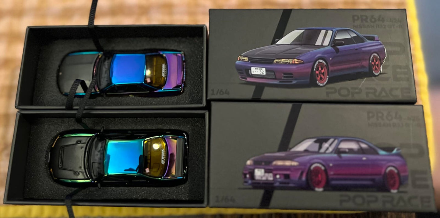 Pop Race 1/64 Vancouver Exclusive Nissan Skyline GT-R R33 & R32 Set