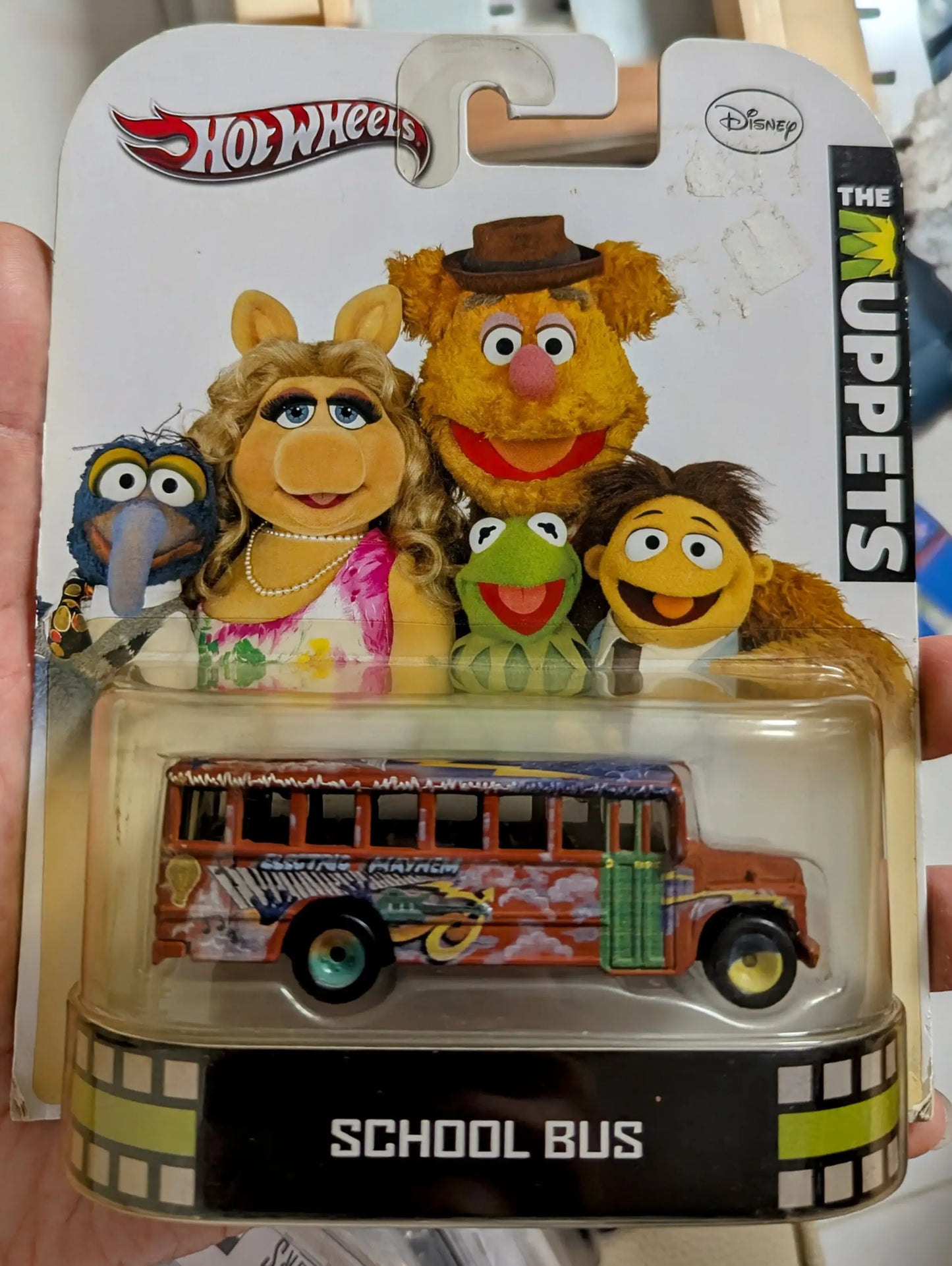 Hot Wheels Retro entertainment The Muppets School Bus