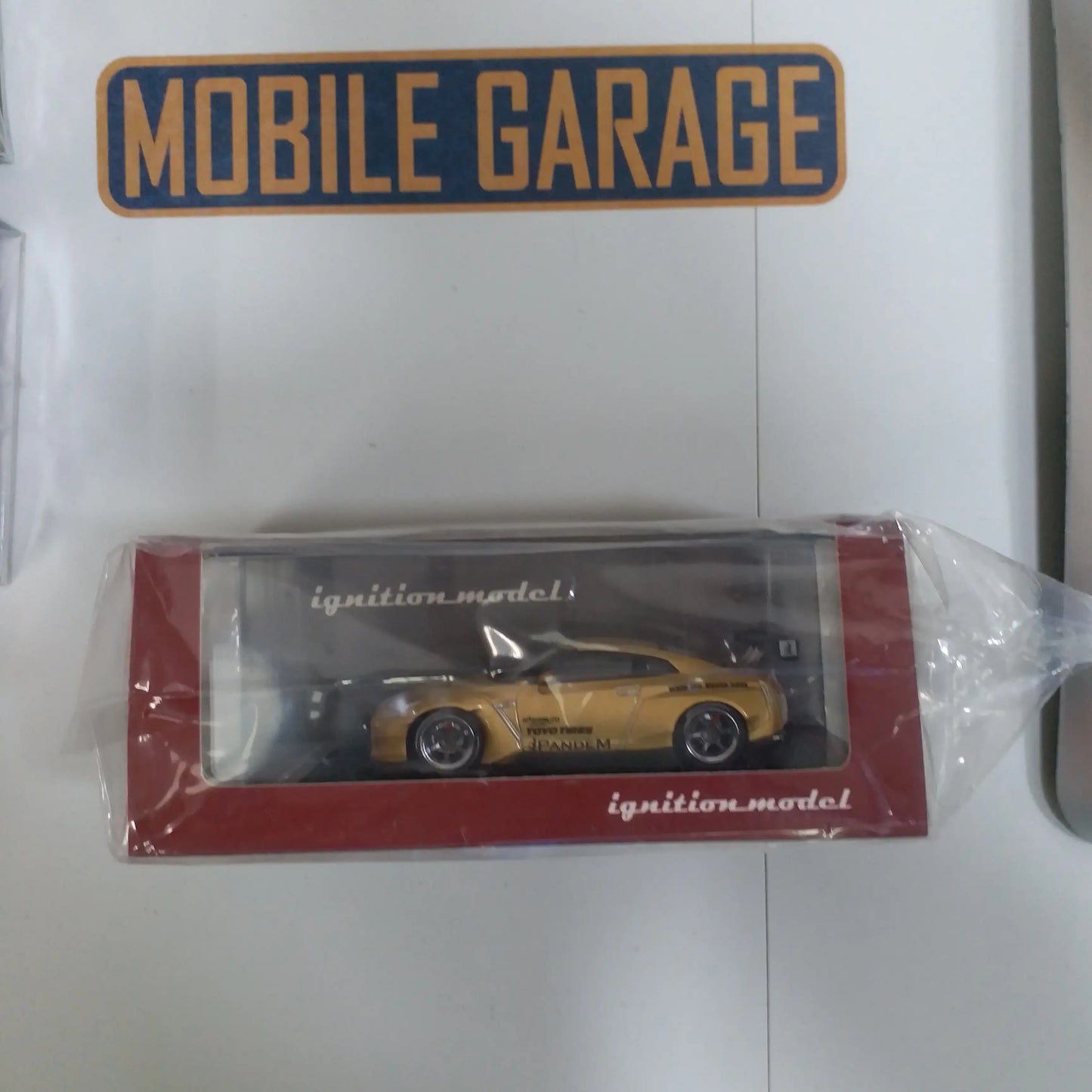 Ignition Model 1:64 Scale Pandem Nissan GT-R R35 (Gold)