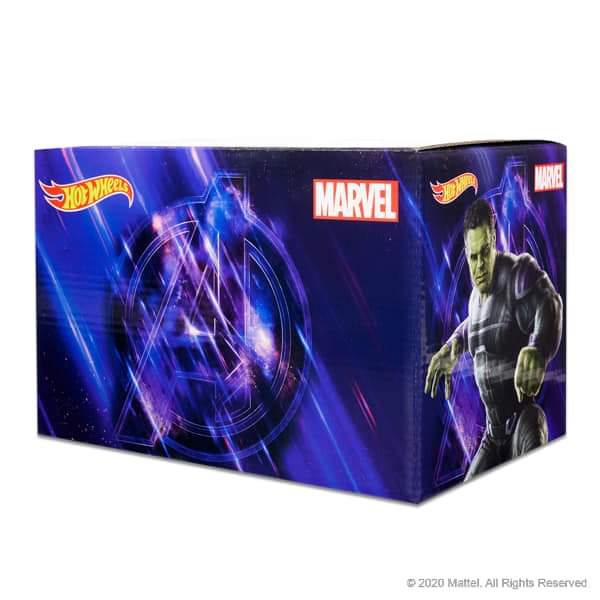 Hot Wheels SDCC Exclusive DRIVE TO NEW ASGARD Land Rover Defender 110 Pickup Truck