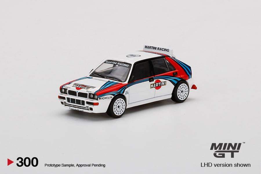 Mini GT #300 Lancia Delta HF Integrale Evoluzione Martini Racing