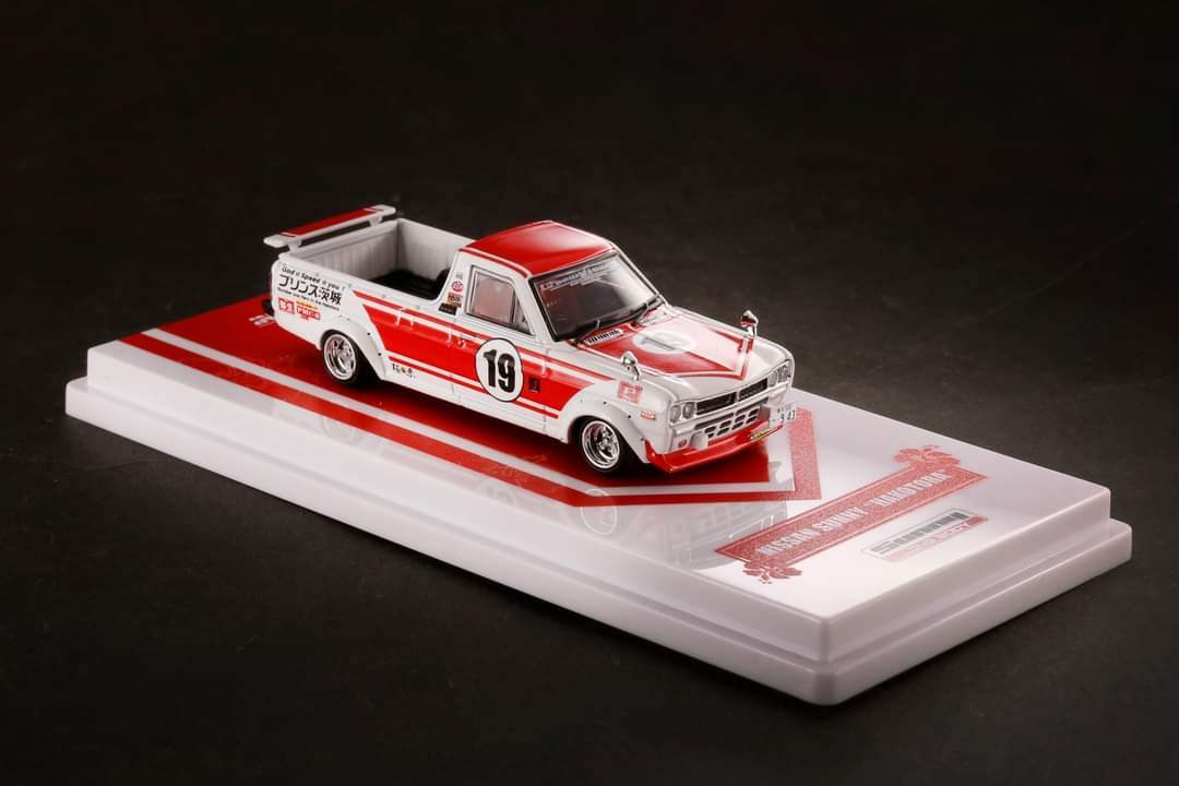 Inno64 Malaysia Exclusive DATSUN SUNNY HAKOTORA Kean Yip's 1972
