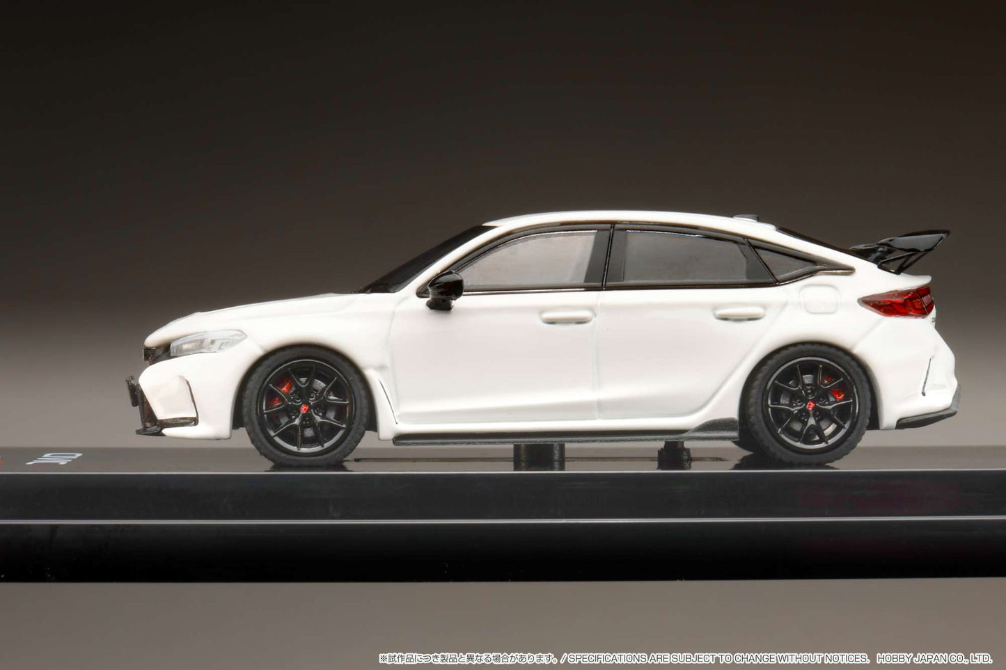 Hobby Japan 1/64 Honda CIVIC TYPE R (FL5) with Engine Display Model