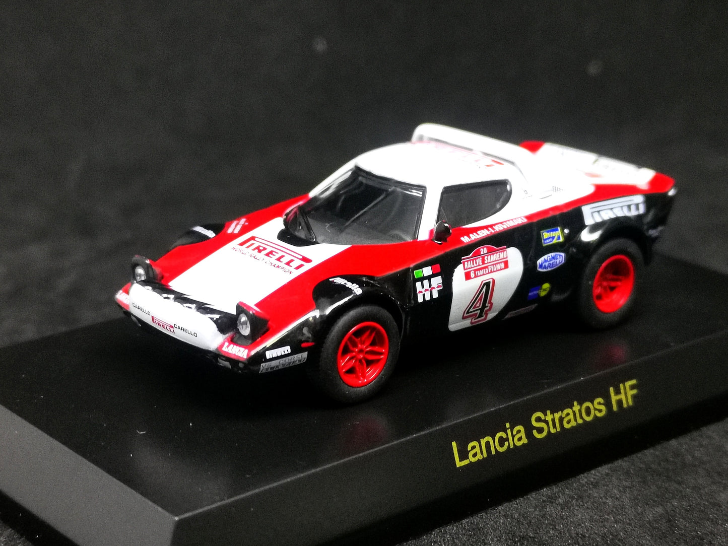 Kyosho 1:64 Scale FIAT Lancia Minicar Collection Stratos HF Rally