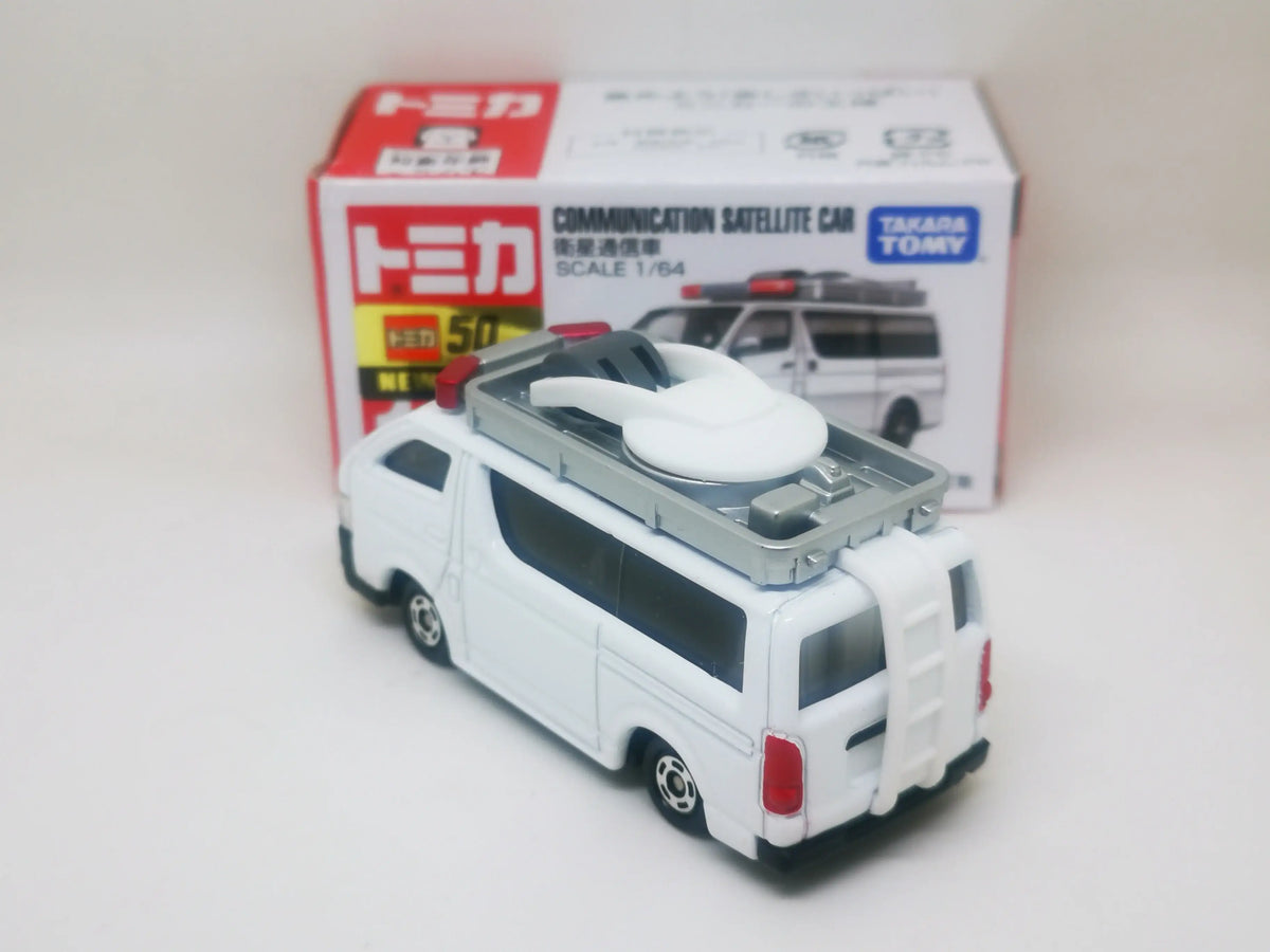 Takara Tomy Tomica #107 Toyota Hiace Satellite communication car 1:64 Scale