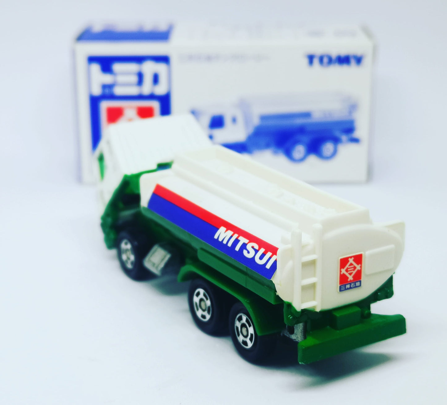 Tomica Mitsui Petrol Exclusive Item
Nissan Diesel Trucks
Mitsui Petrol Tank Lorry