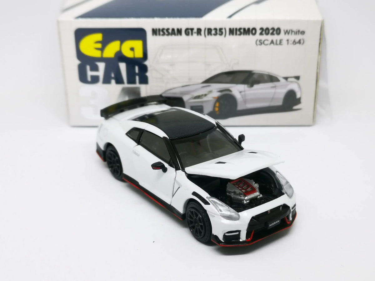 Era Car ERA Car #34 Nissan GT-R(R35) Nismo 2020 White Scale 1:64