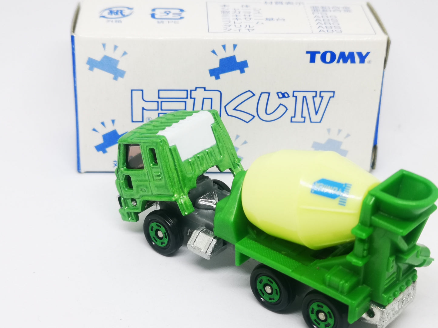 Tomica Lottery Vol.4 Nissan Diesel Cement Mixer Truck