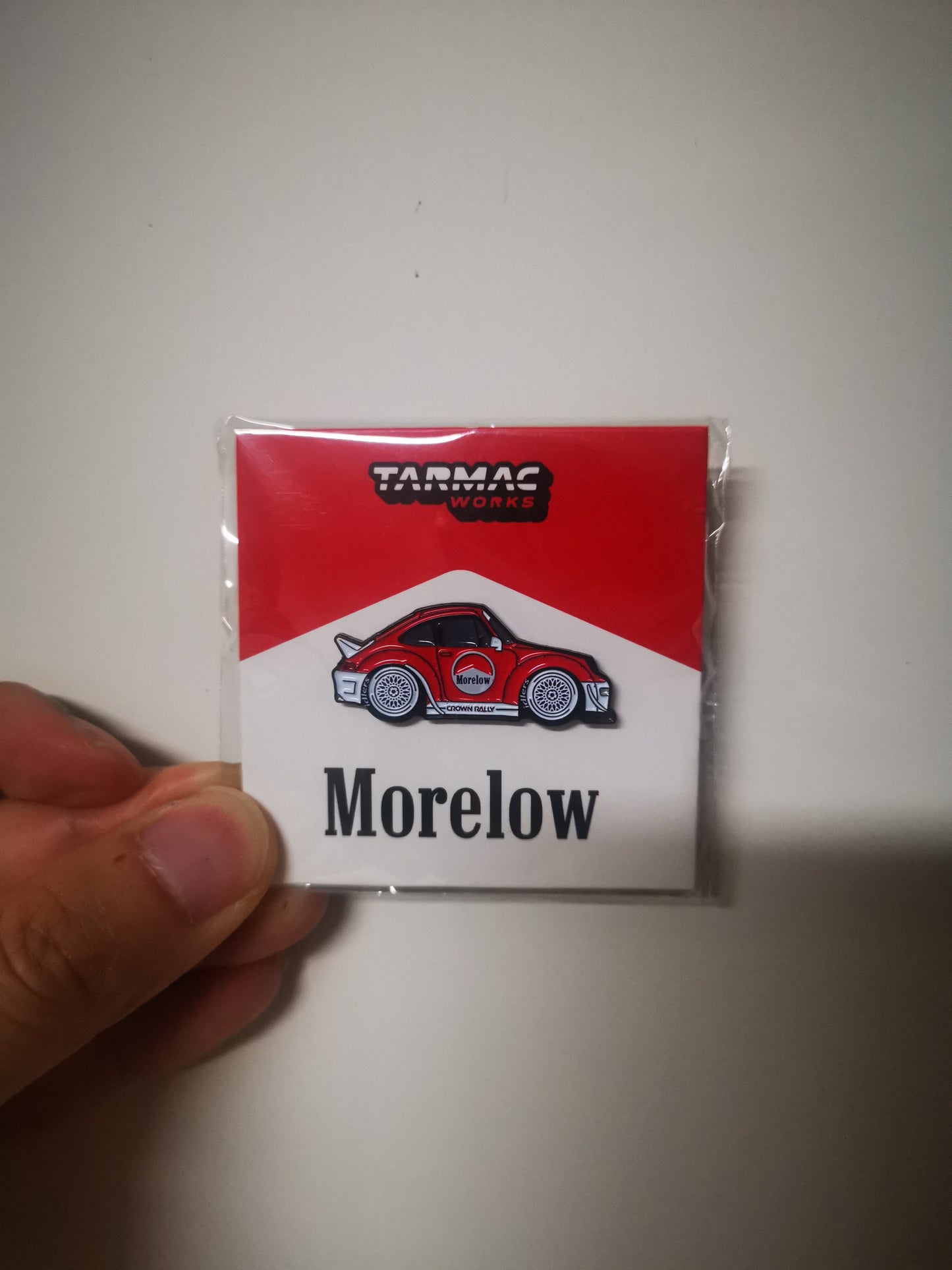 Tarmac Works Porsche 993 RWB Morelow Pin Badge