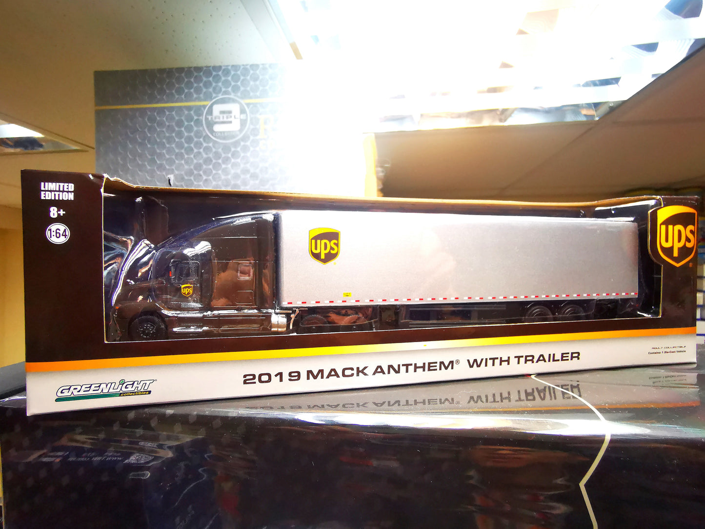 GreenLight
2019 UPS Mack Anthem Trailer 1:64 Scale