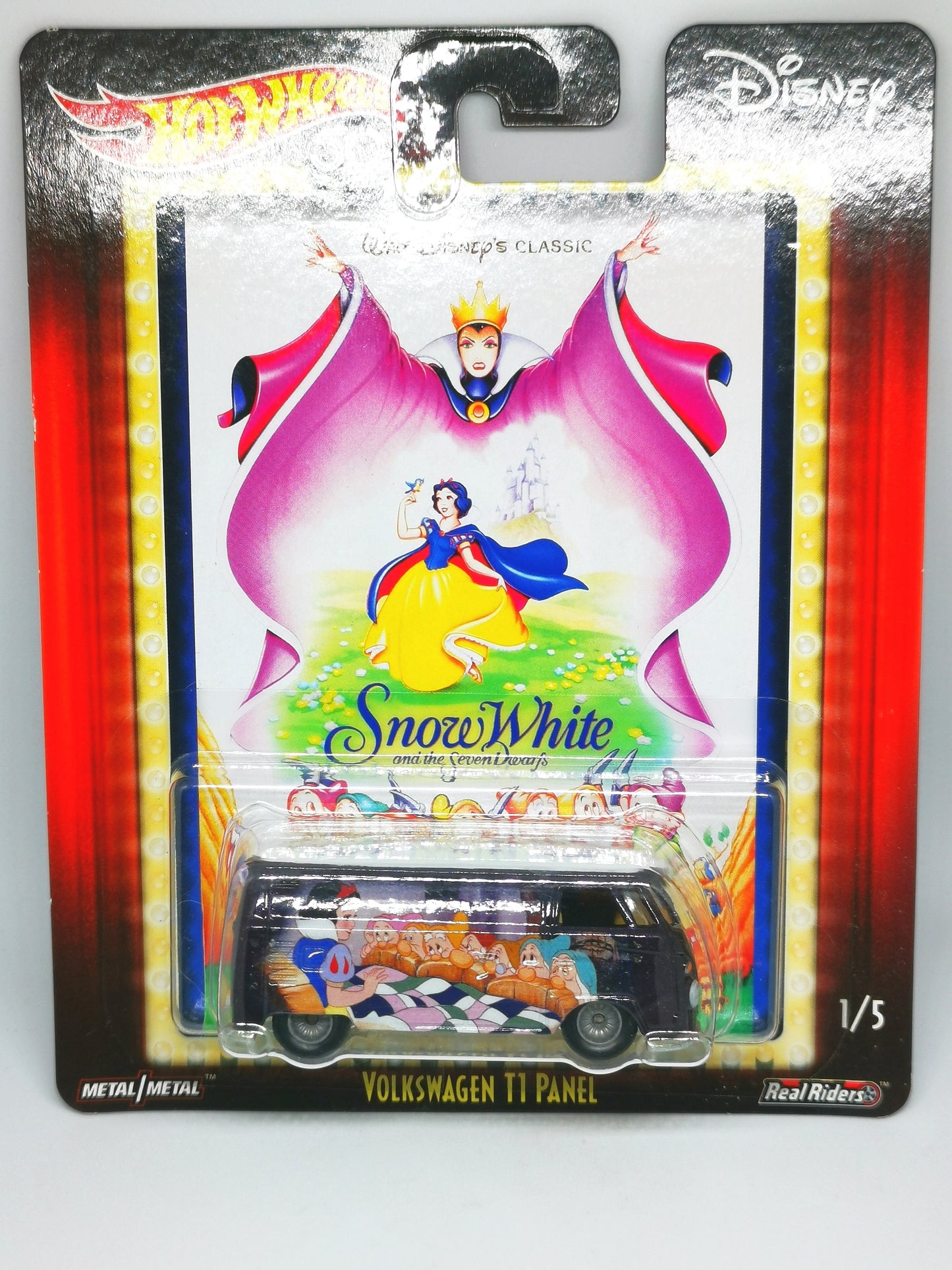 Hot Wheels 2018 Pop Culture Disney Classic Snow White Volkswagen T1 Panel