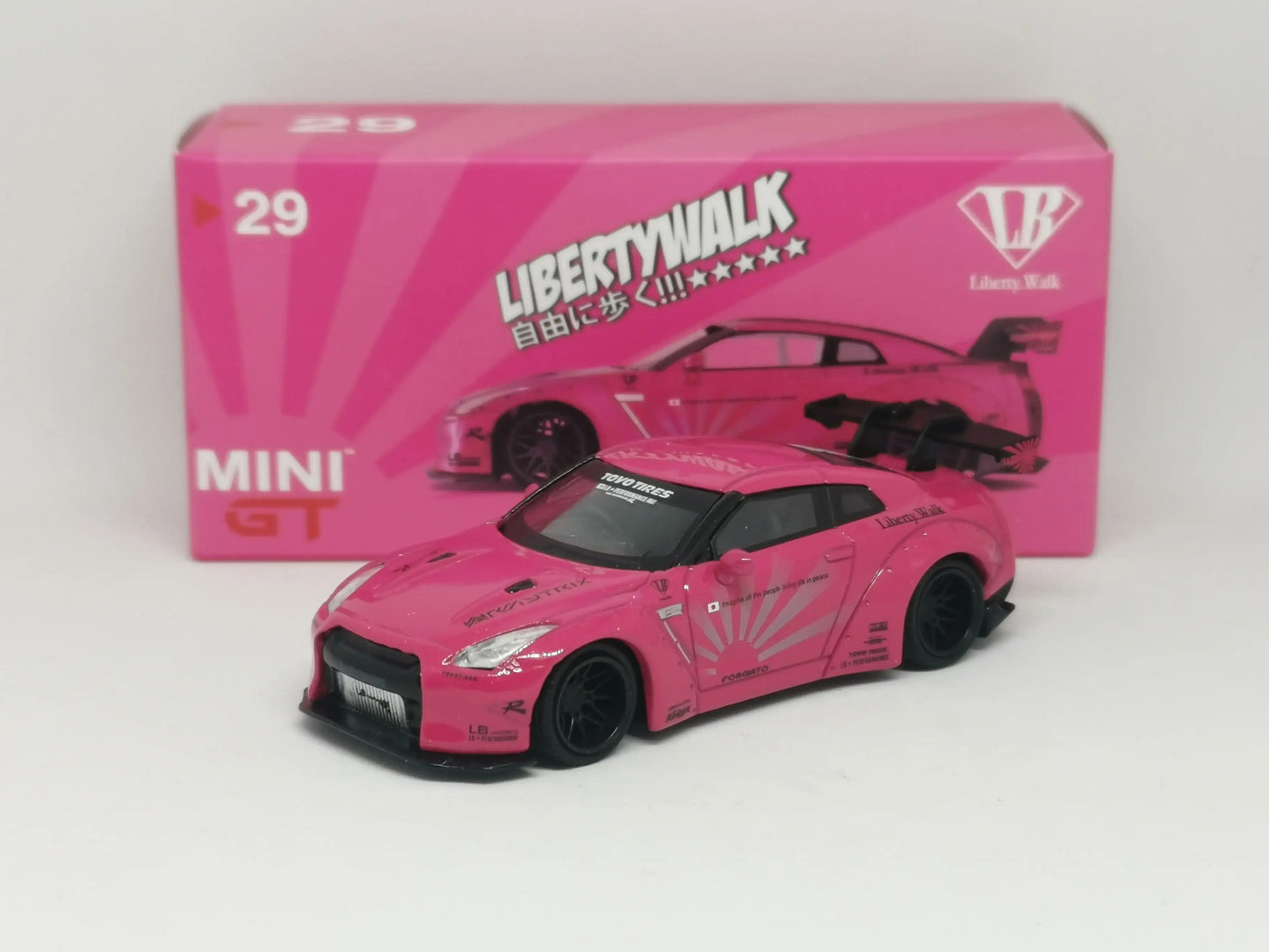 Mini GT Mini GT #29 LB Works Nissan GT-R Candy Pink