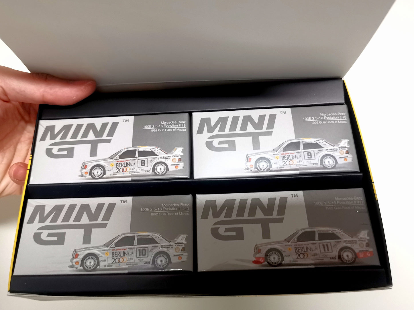 MINI GT 1:64 Mercedes-Benz 190E 2.5-16 Evolution II #8 #9 #10 #11 1992 Guia Race of Macau Box set of 4