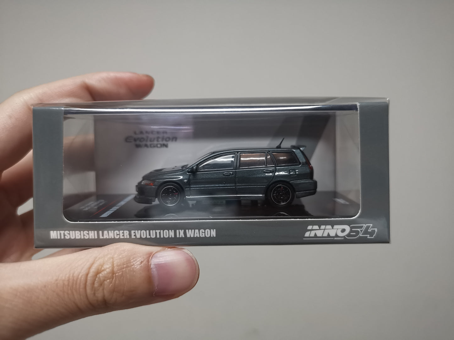 Inno64 Mitsubishi Lancer Evolution IX Wagon