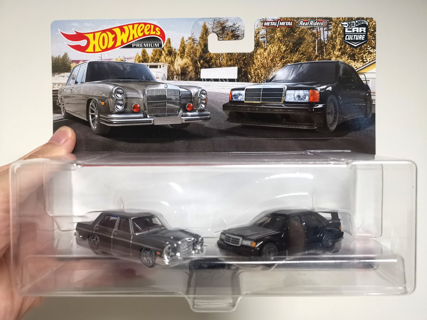 Hot Wheels Mercedes Benz 190e 280sel 4.5 2 Pack Set