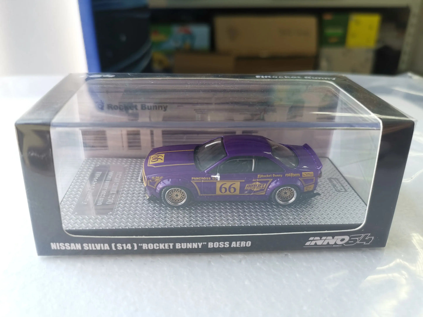 Inno64 Inno64 Nissan Silvia S14Rocket Bunny Boss Aero #66