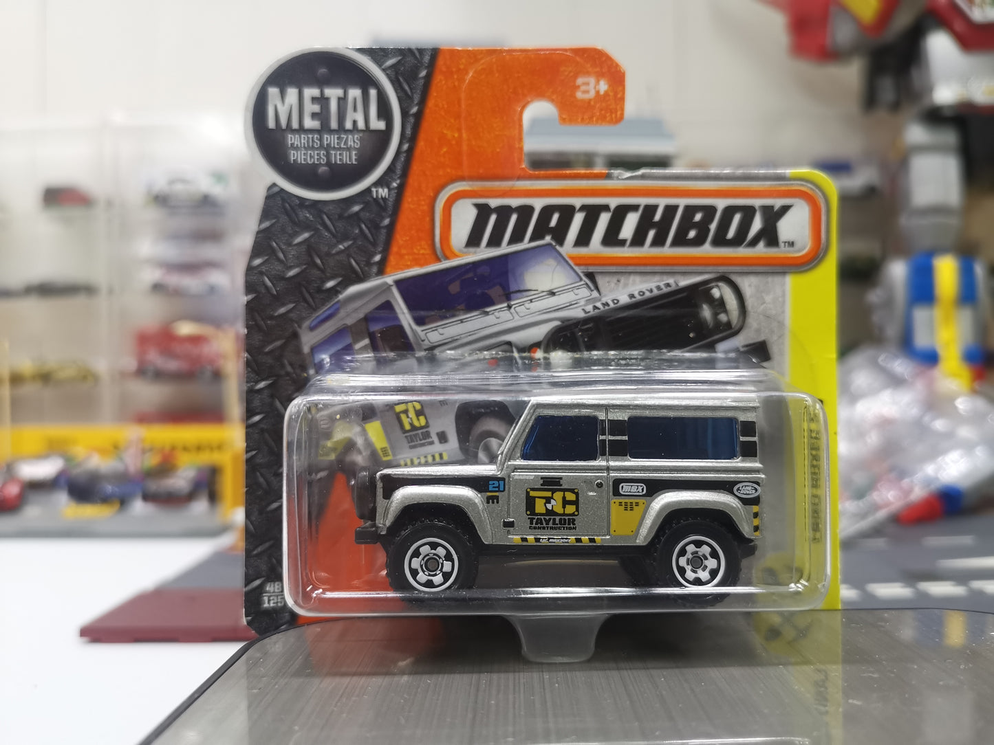 Matchbox Land Rover Defender 90