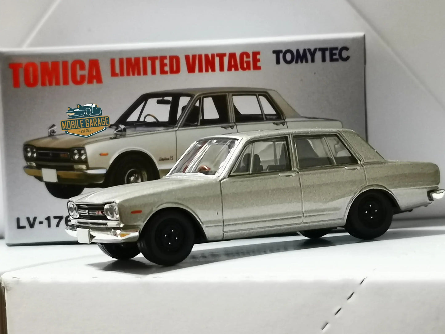 Tomica Limited Vintage LV-176a Nissan Skyline 2000GTR 1:64 SCALE Silver-Tomytec-Tomica Limited Vintage-Mobile Garage HK