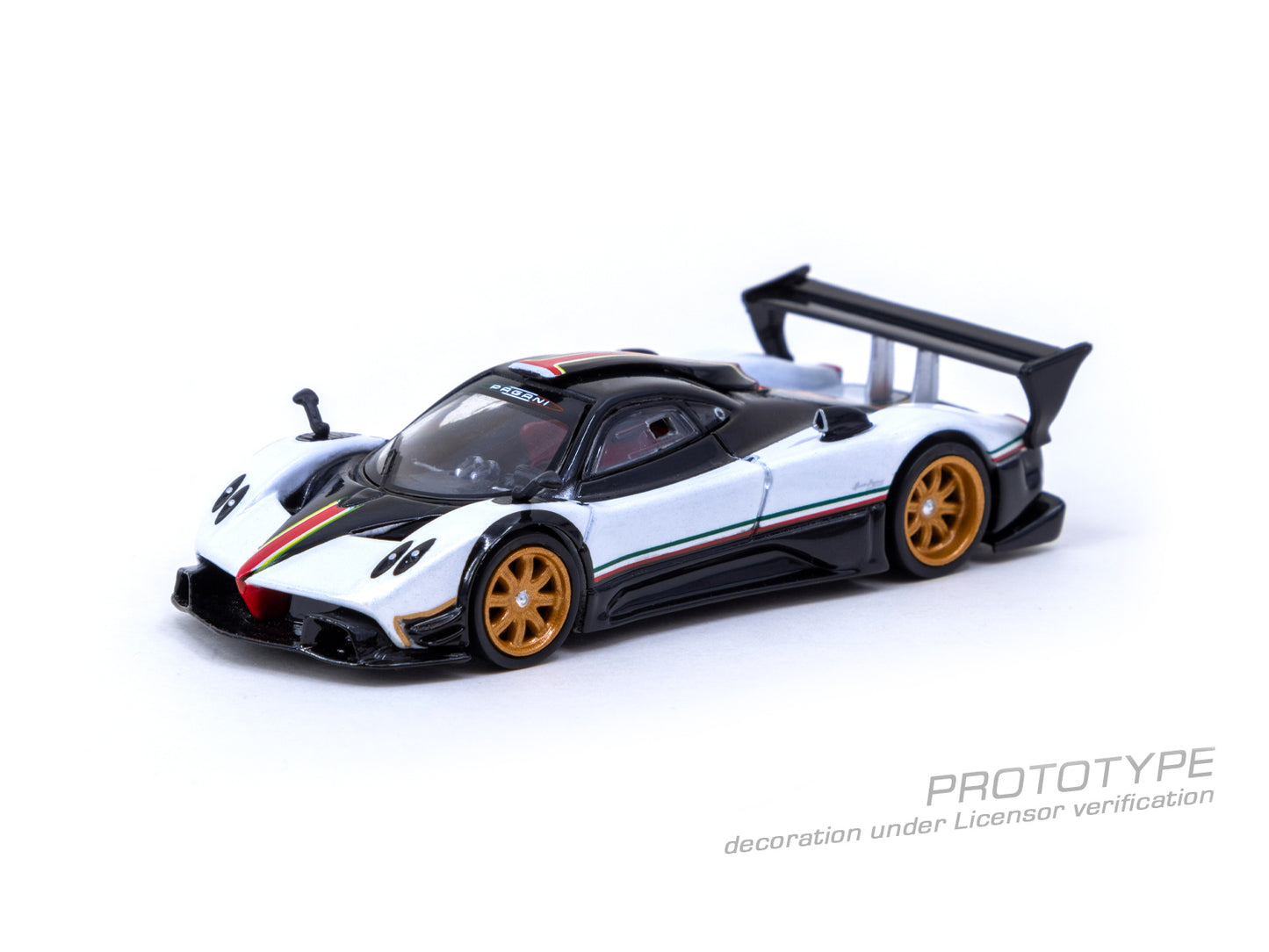 Tarmacworks 1:64 Scale Pagani Zonda R Bianco Benny Tarmacworks