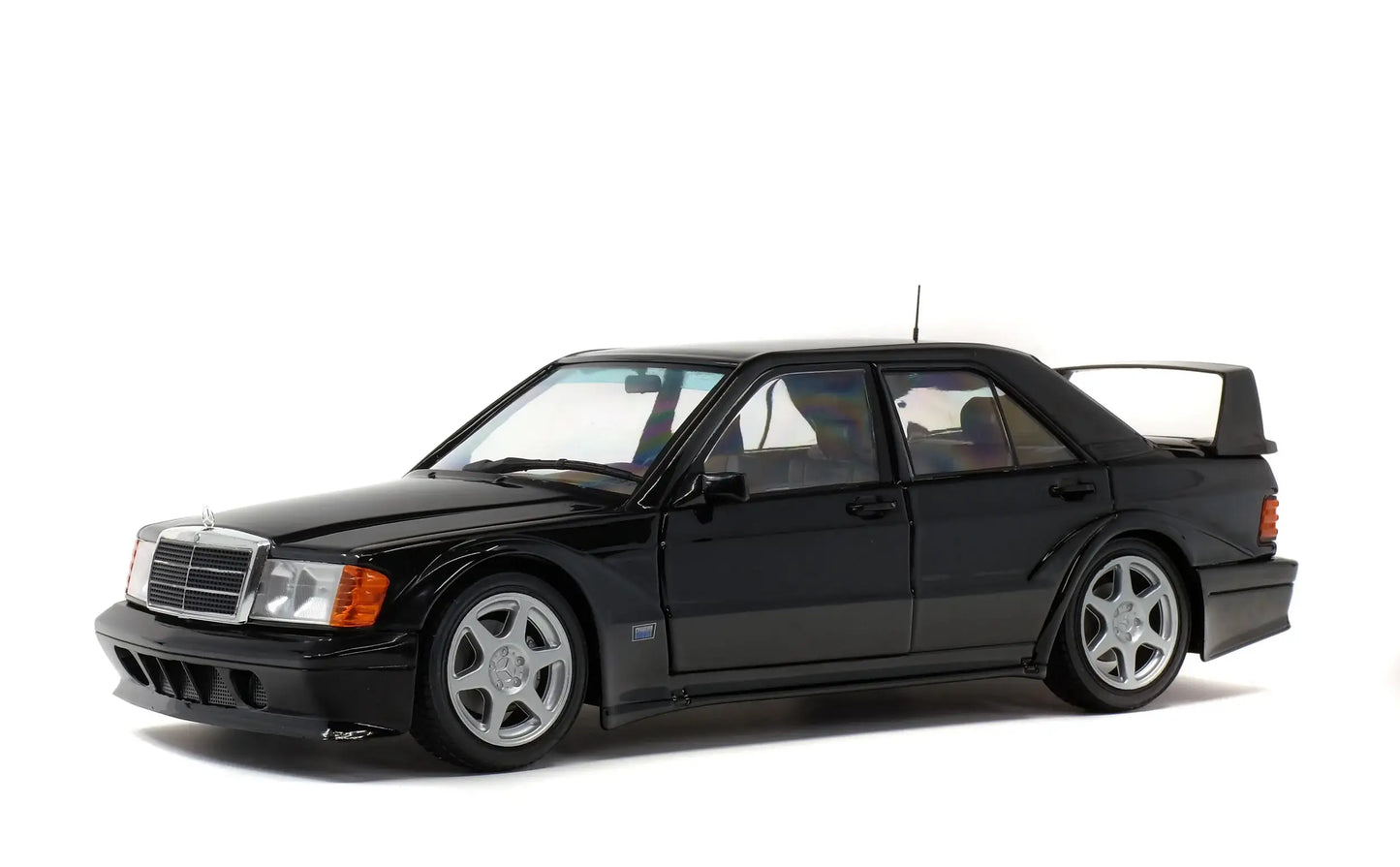 Solido 1:18 Mercedes Benz 190E 2.5-16V Black
