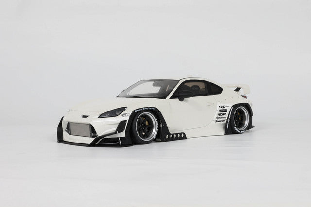 Amazon | △最後1台！Silver！世界30台！AutoBarn 1/18 ミニカー